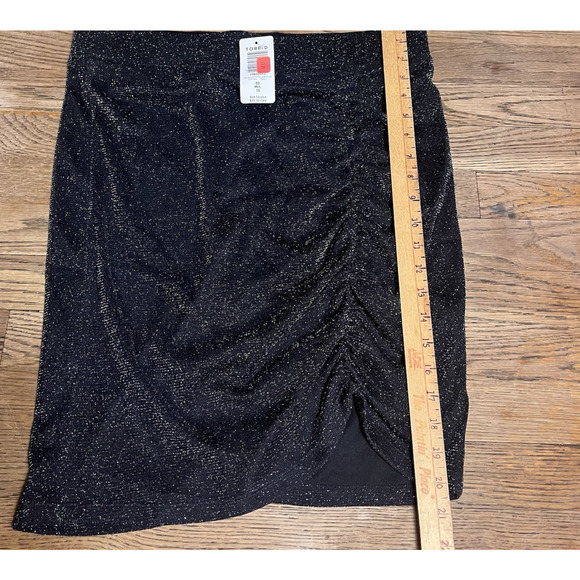Torrid Black Bodycon Skirt Cinched Glitter Knit At Knee Size 00 M/L 10 Party - Picture 10 of 13